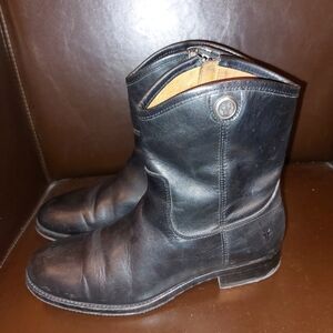 Frye Melissa Short Boots – Gently Worn – All Leather - Women’s Size 7.5